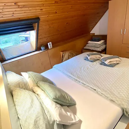 Napsugar Retro Apartament