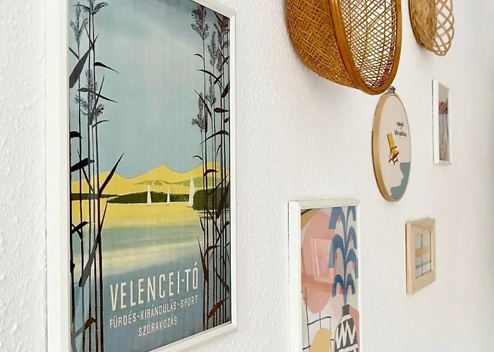 Napsugár Retro Apartman *