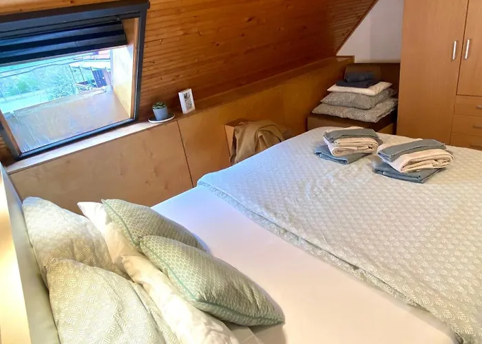 Napsugár Retro Apartman